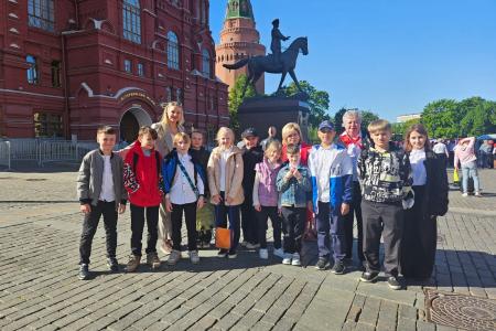 Уральский салют на Всероссийской линейке