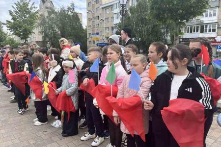 День пионерии на Ставрополье. В пионеры принято около 300 ребят