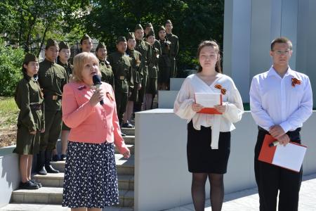 Калмыкия. Коммунисты приняли участие в праздничном митинге студентов и педагогов КФ «Российского государственного университета социальных технологий»