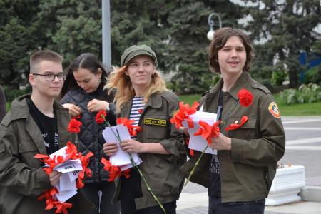Астраханские коммунисты отметили Первомай