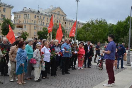 Астраханские коммунисты отметили Первомай