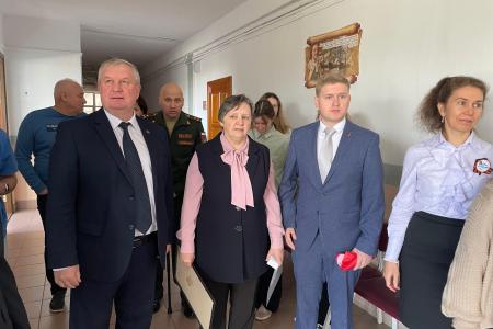 Свердловские коммунисты открыли музей воинской славы в екатеринбургской школе № 59