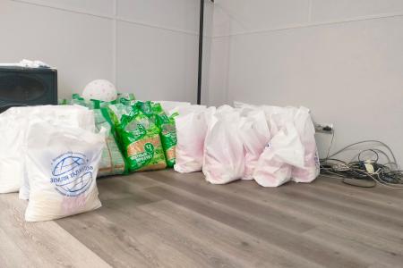 Забайкальские коммунисты вручили продуктовые наборы многодетным семьям Читинского района