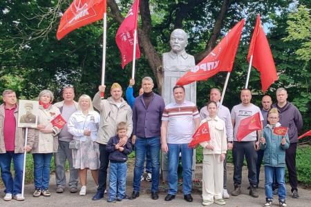 В Калининграде состоялся автопробег в честь Дня Победы