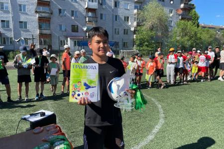 Тува. Определились победители и призёры детской футбольной лиги «Бастион»
