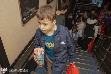 Коммунисты ДНР рассказали детям о Ленине