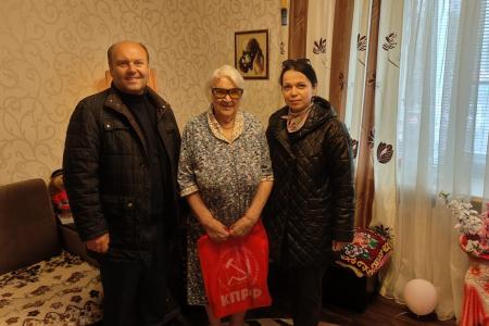 Рязанская область. В преддверии 9 мая депутаты-коммунисты поздравили ветеранов с праздником