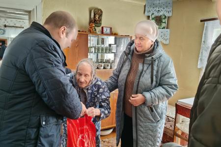 Рязанская область. В преддверии 9 мая депутаты-коммунисты поздравили ветеранов с праздником