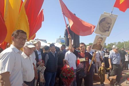 Компартии, входящие в СКП-КПСС, достойно отметили День Победы