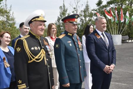 Компартии, входящие в СКП-КПСС, достойно отметили День Победы