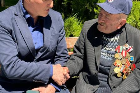 Компартии, входящие в СКП-КПСС, достойно отметили День Победы