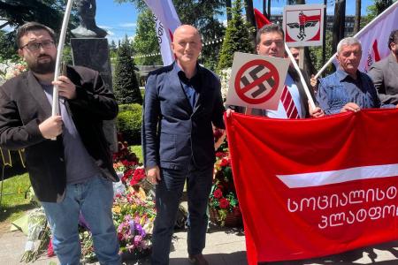 Компартии, входящие в СКП-КПСС, достойно отметили День Победы