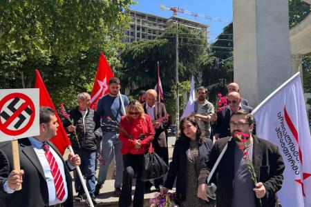 Компартии, входящие в СКП-КПСС, достойно отметили День Победы