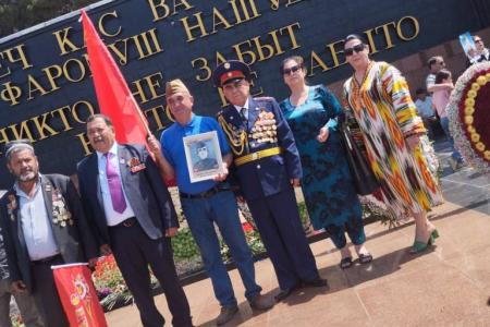 Компартии, входящие в СКП-КПСС, достойно отметили День Победы