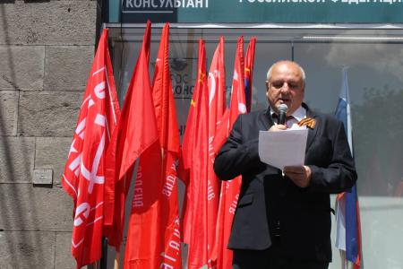 Компартии, входящие в СКП-КПСС, достойно отметили День Победы
