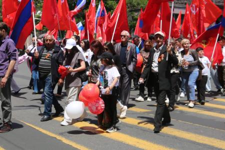 Компартии, входящие в СКП-КПСС, достойно отметили День Победы