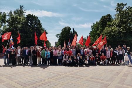 Красное Знамя на улицах донской столицы: в Ростове-на-Дону отметили День Победы