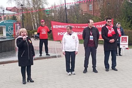 Красный Первомай собрал сотни трудящихся в центре Тюмени