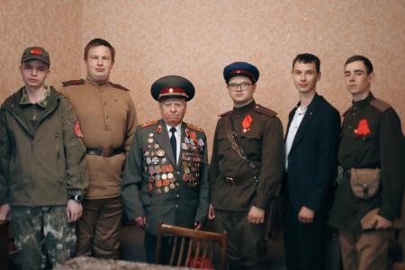 КПРФ в ЛНР поздравляет ветеранов Великой Отечественной войны с Днем Победы