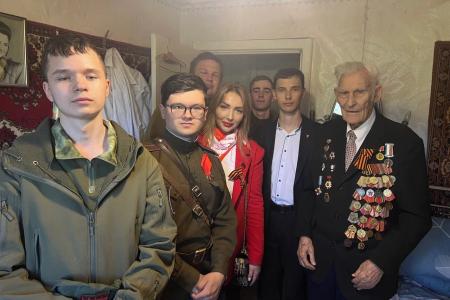 КПРФ в ЛНР поздравляет ветеранов Великой Отечественной войны с Днем Победы