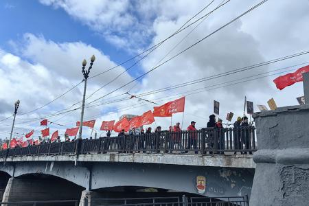 Коммунисты, представители блока левых сил, комсомольцы и сторонники КПРФ приняли участие в праздновании Дня Победы в Иванове