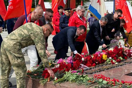 Краснодарский край. Активисты КПРФ и сторонники партии отметили 79-й День Победы