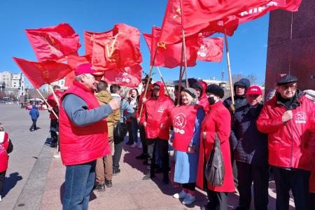 Коммунисты Забайкалья приняли участие в первомайских митингах