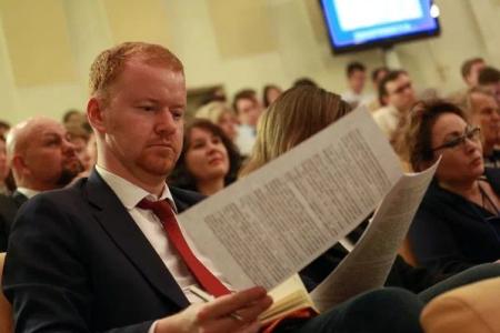 Фракция КПРФ в Госдуме презентует проект нового Трудового кодекса