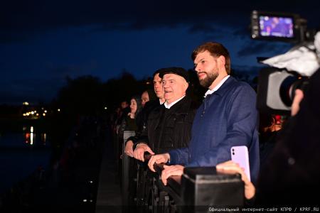 Председатель ЦК КПРФ Геннадий Зюганов прибыл в город Орел