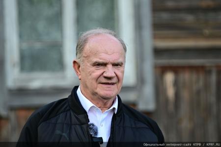 Председатель ЦК КПРФ Геннадий Зюганов прибыл в город Орел