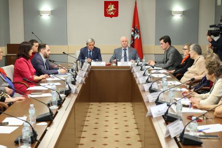 Москва. КПРФ призывает вернуть единую детскую организацию