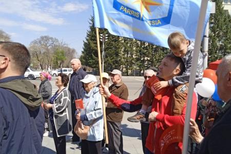 Красный Первомай в Благовещенске: сотни жителей амурской столицы вышли на митинг по призыву КПРФ