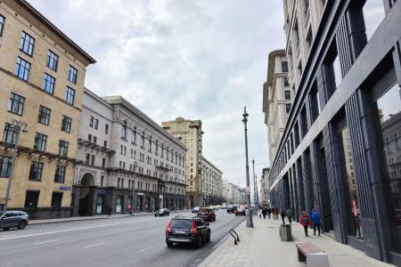 Денис Парфенов: Вернуть красное Знамя Победы на улицы города!