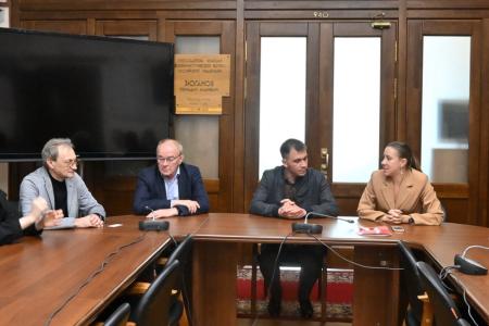 Патриот, доброволец Владимир Горбунов награжден медалью ЦК КПРФ «100 лет СССР» за  поддержку действующей армии и вклад в Победу