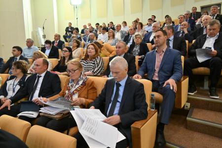 В.И. Кашин провел в Госдуме парламентские слушания на тему: «Законодательное обеспечение реализации Государственной программы «Комплексное развитие сельских территорий»