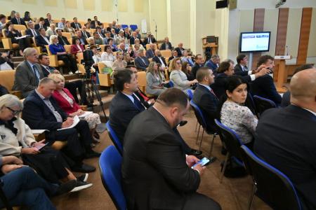 В.И. Кашин провел в Госдуме парламентские слушания на тему: «Законодательное обеспечение реализации Государственной программы «Комплексное развитие сельских территорий»