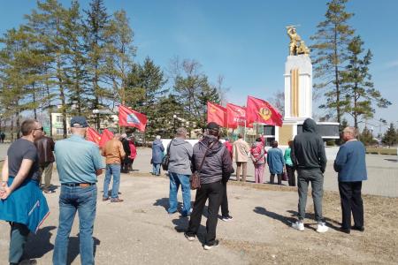 Красный Первомай в городах и районах Приамурья