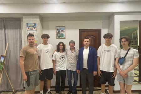 Московская область. КПРФ. Должны смеяться дети и в мирном мире жить!