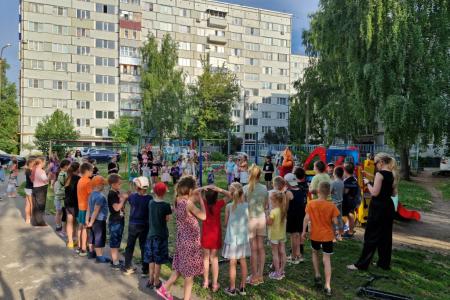 В Пензе КПРФ и женский союз «Надежда России» провели праздники для 600 детей