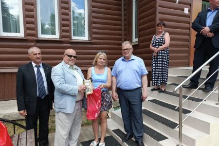 Руководитель фракции КПРФ в Модсоблдуме Александр Наумов встретился с семьями из Белгородской области