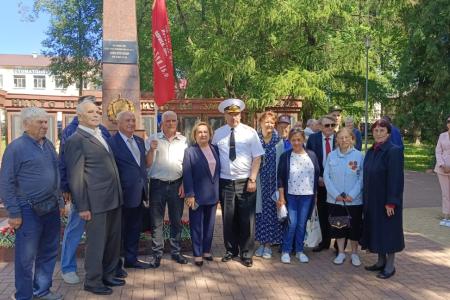 Коммунисты Московской области почтили память о погибших воинах в День памяти и скорби