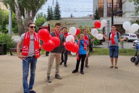 Саратов. Только при социализме у детей может быть счастливое детство!