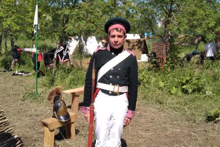 Московские коммунисты посетили реконструкцию сражения русских и французов 1812 года