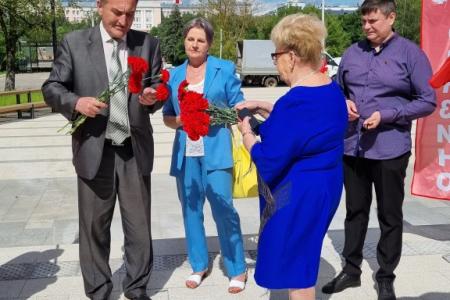 Николай Васильев принял участие в возложении цветов в День памяти и скорби