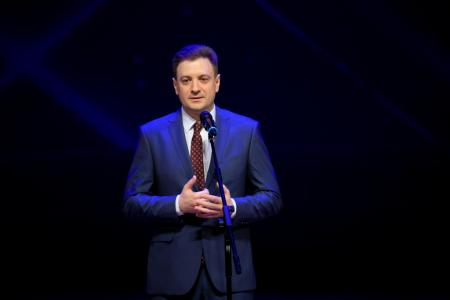 Депутат Госдумы Георгий Камнев поздравил сотрудников Пензенского онкологического диспансера с 80-летием онкологической службы