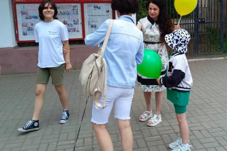 Калуга. Должны смеяться дети и в мирном мире жить!
