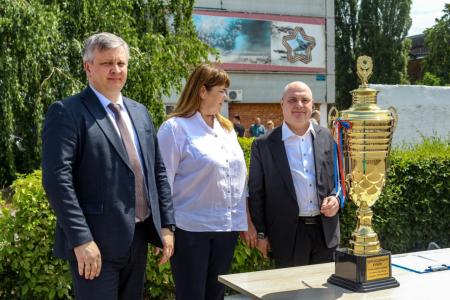 Воронежский депутат Госдумы Сергей Гаврилов наградил участников забега «Миля ВАСО»