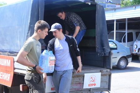 Омский обком КПРФ снова направил гуманитарный груз в Усть-Ишим
