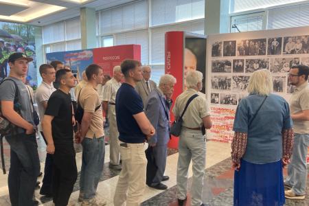 Молодые спортсмены Московской области посетили выставку, посвящённую лидеру Коммунистической партии Г.А. Зюганову
