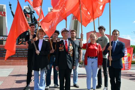 Коммунисты Забайкалья почтили память воинов Великой Отечественной войны